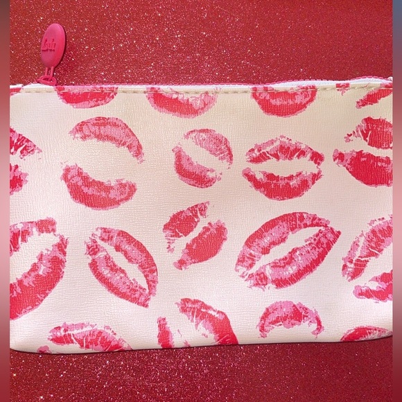 3/$10 Ipsy Glam Bag New February 2019 Light Pink & Hot Pink Kisses Cosmetic Bag - Picture 9 of 9